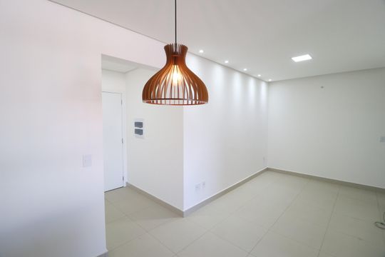 Sala de apartamento para alugar com 2 quartos, 67m² em Novo Mundo, Uberlândia