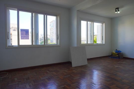 Sala de apartamento para alugar com 2 quartos, 75m² em Auxiliadora, Porto Alegre
