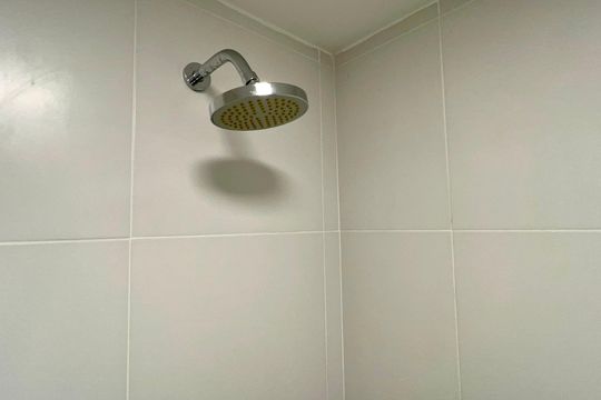 Banheiro de kitnet/studio à venda com 1 quarto, 21m² em Jardim Paulista, São Paulo