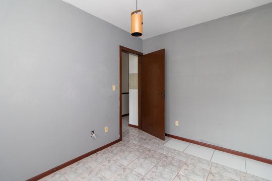Quarto 2 de casa de condomínio à venda com 3 quartos, 126m² em Cavalhada, Porto Alegre