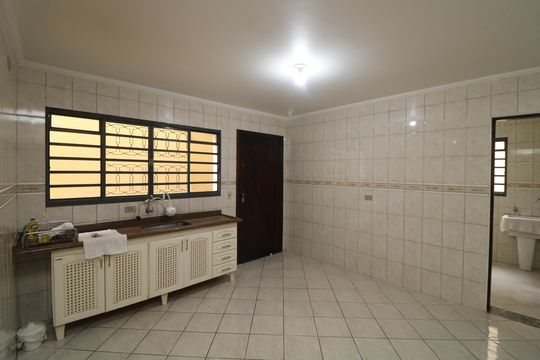 Cozinha de casa à venda com 3 quartos, 147m² em Vila Olinda, São Paulo