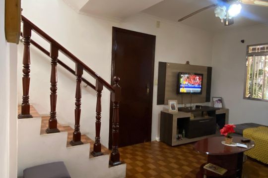 Sala de casa à venda com 4 quartos, 180m² em Cidade das Flores, Osasco