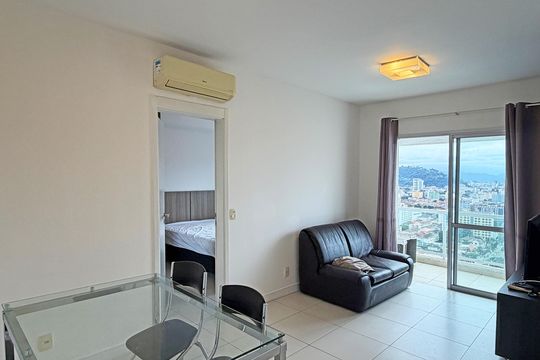 Sala de apartamento para alugar com 1 quarto, 47m² em Boqueirão , Santos