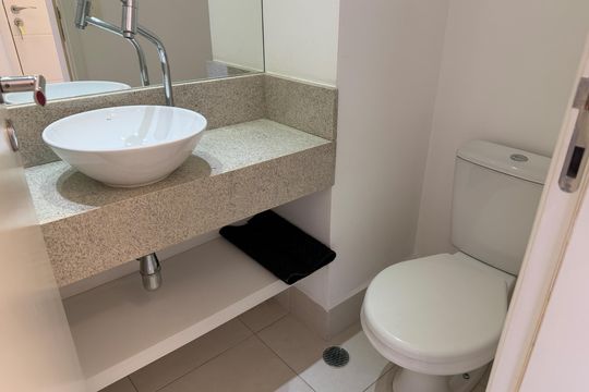 Lavabo de apartamento para alugar com 1 quarto, 47m² em Boqueirão , Santos