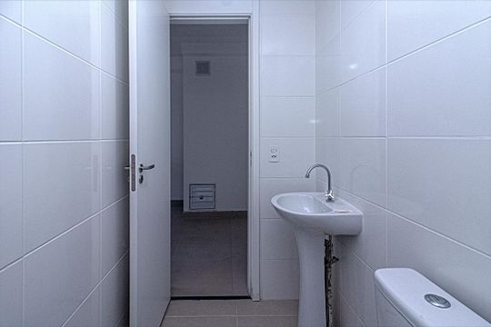 banheiro social_4 de apartamento à venda com 1 quarto, 25m² em Sacoma, São Paulo