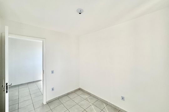 Quarto 1 de apartamento para alugar com 2 quartos, 46m² em Jardim Lourdes, Ferraz de Vasconcelos