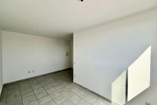Sala de apartamento para alugar com 2 quartos, 46m² em Jardim Lourdes, Ferraz de Vasconcelos