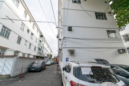 Fachada do Prédio de apartamento à venda com 3 quartos, 70m² em Vista Alegre, Rio de Janeiro