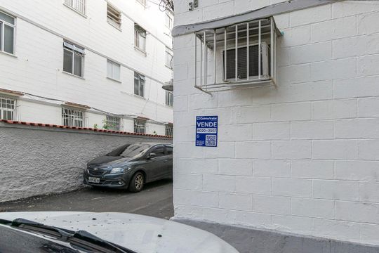 Placa de apartamento à venda com 3 quartos, 70m² em Vista Alegre, Rio de Janeiro