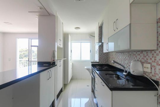 Cozinha de apartamento para alugar com 2 quartos, 64m² em Parque São Lucas, São Paulo
