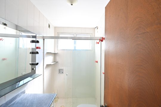 Banheiro Social de casa à venda com 3 quartos, 140m² em Vila da Saúde, São Paulo