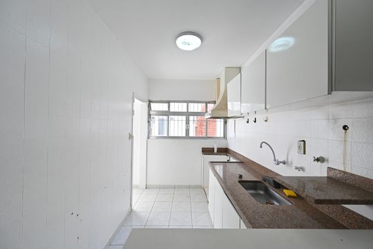 Cozinha de casa à venda com 3 quartos, 140m² em Vila da Saúde, São Paulo