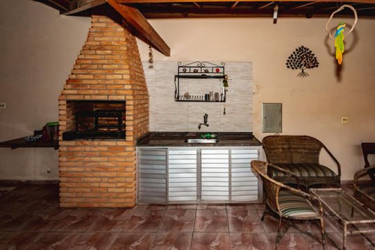 Casa à venda com 6 quartos, 300m² em Renascença, Belo Horizonte