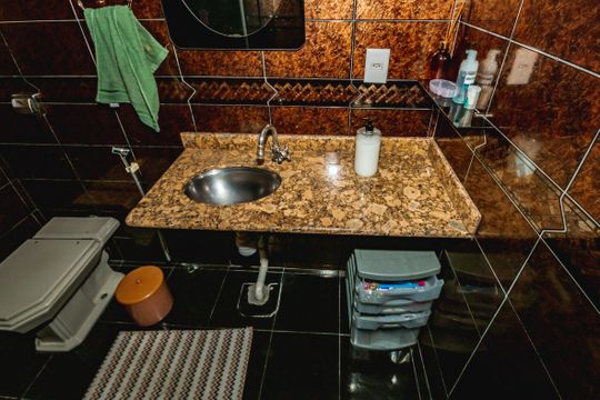 Casa à venda com 6 quartos, 300m² em Renascença, Belo Horizonte