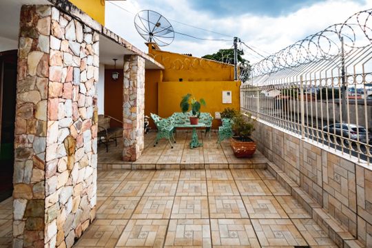 Casa à venda com 6 quartos, 300m² em Renascença, Belo Horizonte