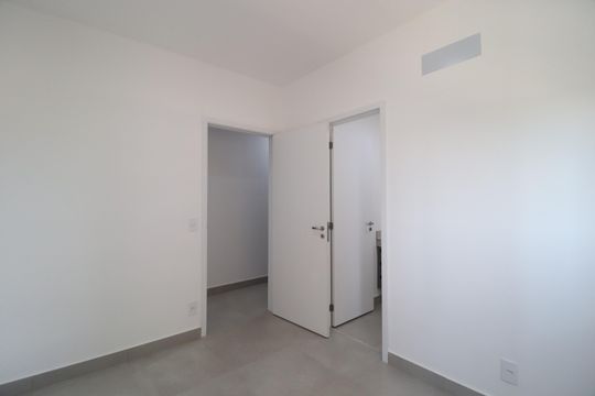 Quarto 1 - Suíte de apartamento para alugar com 2 quartos, 96m² em Gávea, Uberlândia