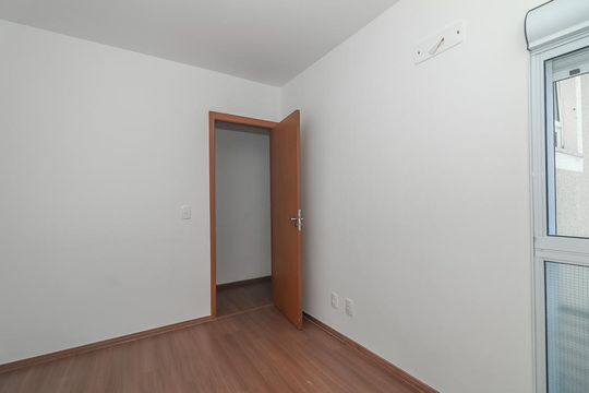 Quarto Suíte de apartamento para alugar com 2 quartos, 65m² em Jardim Itu Planalto, Porto Alegre