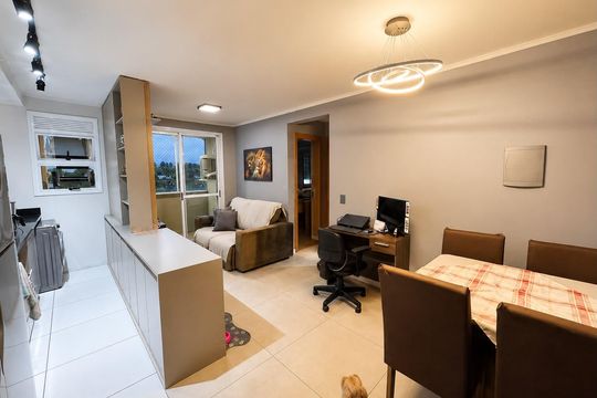 Sala de apartamento à venda com 2 quartos, 60m² em Olaria, Canoas