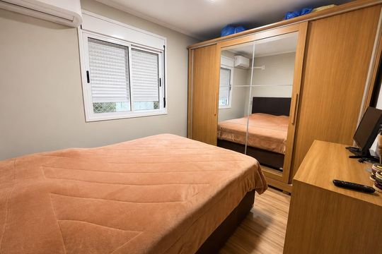 Quarto de apartamento à venda com 2 quartos, 60m² em Olaria, Canoas