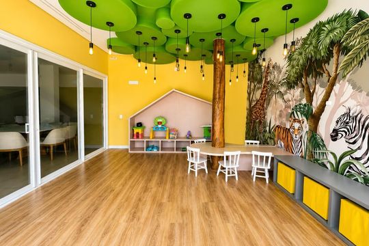 Área externa de apartamento à venda com 2 quartos, 60m² em Olaria, Canoas
