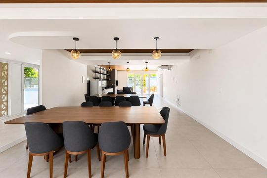 Sala de apartamento à venda com 2 quartos, 60m² em Olaria, Canoas