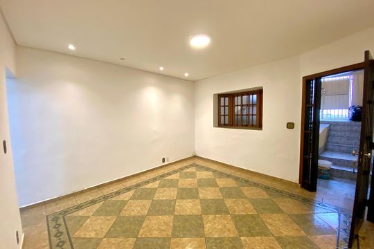 Casa à venda com 3 quartos, 114m² em Parque Santo Antonio, Guarulhos