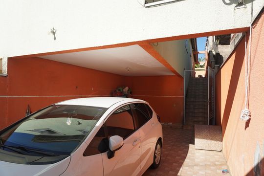 Garagem de casa à venda com 2 quartos, 138m² em Cidade São Pedro - Gleba A, Santana de Parnaíba