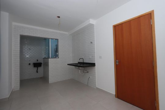 Sala e Cozinha de apartamento à venda com 2 quartos, 33m² em Vila Prudente, São Paulo