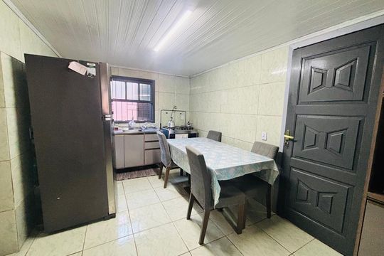 Casa à venda com 2 quartos, 200m² em Santo Afonso, Novo Hamburgo