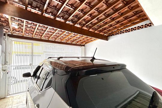 Garagem de casa para alugar com 2 quartos, 125m² em Jardim Adriana, Guarulhos
