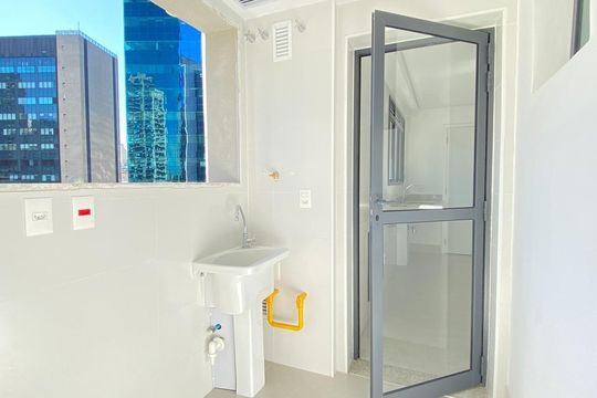 Área de serviço de apartamento à venda com 3 quartos, 94m² em Pinheiros, São Paulo