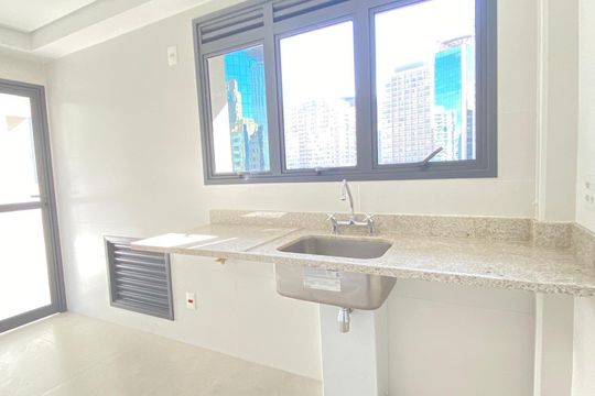Cozinha de apartamento à venda com 3 quartos, 94m² em Pinheiros, São Paulo