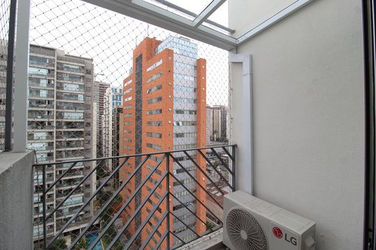 Varanda de apartamento para alugar com 2 quartos, 63m² em Indianópolis, São Paulo