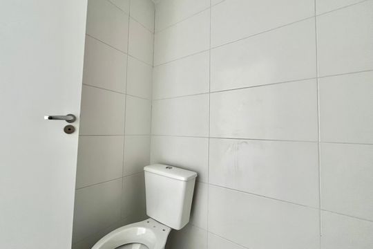 Banheiro de kitnet/studio à venda com 1 quarto, 19m² em Vila Clementino, São Paulo