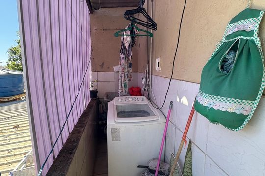 Área de Serviço Anexo 2 de casa à venda com 8 quartos, 249m² em QNM 23, Brasília