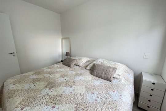 Quarto 1 de apartamento para alugar com 2 quartos, 55m² em Vila Sonia, São Paulo