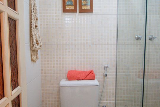 Lavabo de apartamento à venda com 2 quartos, 69m² em Tijuca, Rio de Janeiro