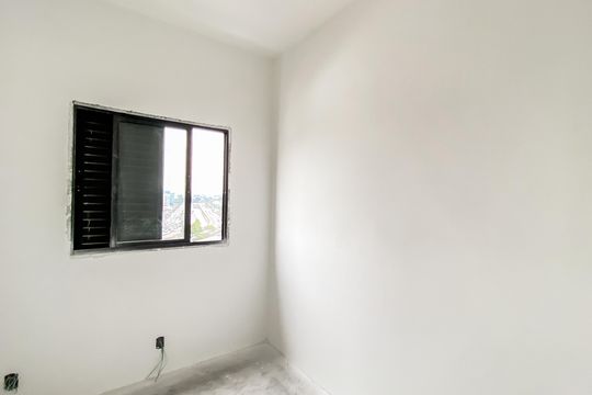 Quarto 2 de apartamento à venda com 2 quartos, 40m² em Vila Carmosina, São Paulo