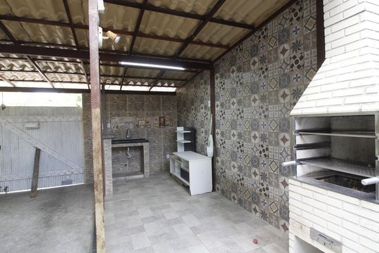 Varanda gourmet de kitnet/studio para alugar com 1 quarto, 150m² em Parque Eldorado 2, Cabo Frio