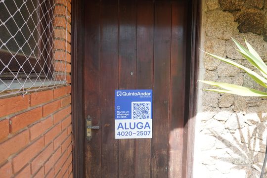 Entrada de casa de condomínio para alugar com 3 quartos, 290m² em Alphaville, Santana de Parnaíba