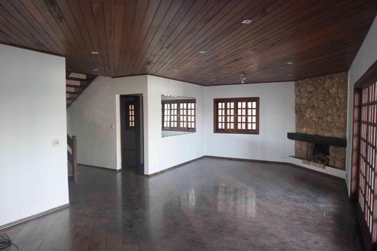 Sala de Estar de casa de condomínio para alugar com 3 quartos, 290m² em Alphaville, Santana de Parnaíba