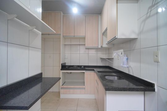 Cozinha de apartamento à venda com 2 quartos, 46m² em Rio dos Sinos, São Leopoldo