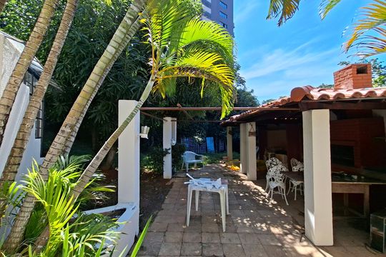 Área externa  de casa para alugar com 4 quartos, 450m² em Horto Florestal, Salvador