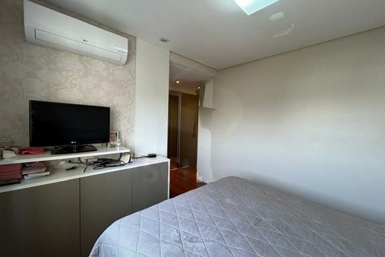 Apartamento à venda com 3 quartos, 132m² em Campo Grande, São Paulo
