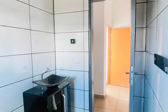 Banheiro de casa para alugar com 1 quarto, 70m² em Parque Mirante da Mata, Cotia