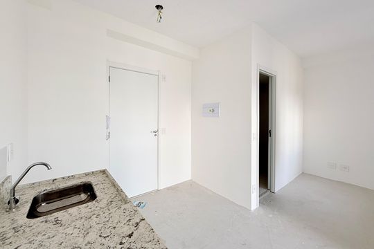 Cozinha de kitnet/studio à venda com 1 quarto, 28m² em Brooklin, São Paulo