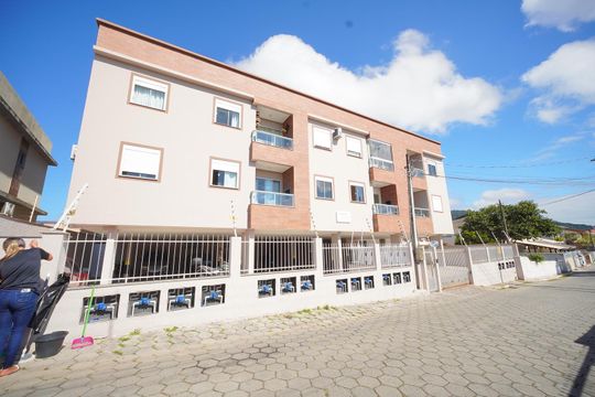 Fachada de apartamento para alugar com 2 quartos, 60m² em Ingleses Norte, Florianópolis