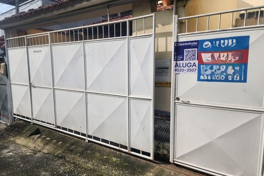 Fachada de casa para alugar com 2 quartos, 80m² em Rocha, São Gonçalo