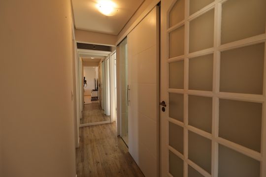 Corredor de apartamento à venda com 3 quartos, 70m² em Vila Mariana, São Paulo