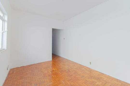 Sala de casa à venda com 1 quarto, 80m² em Vila Dom Pedro I, São Paulo